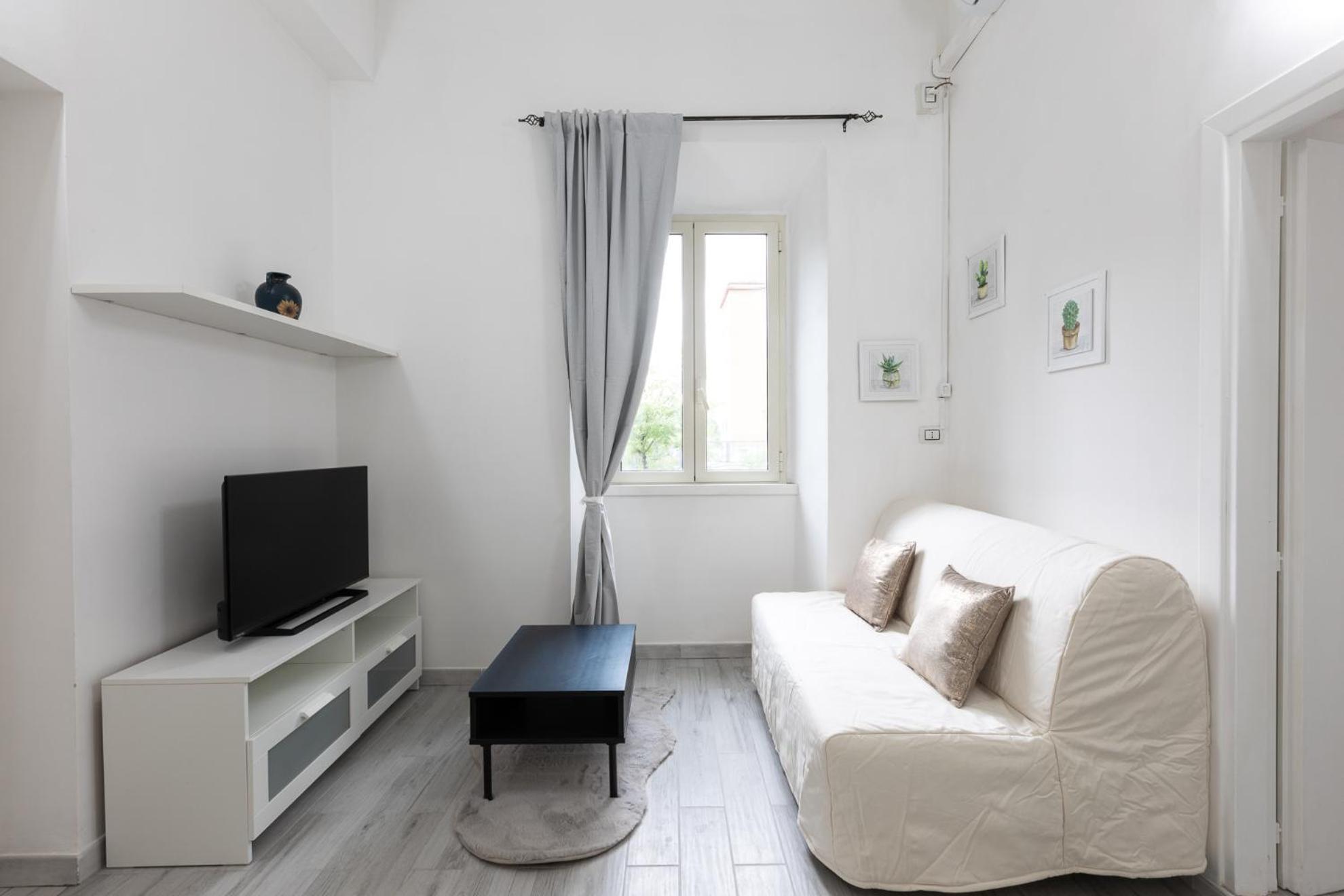 Royal House Pigneto * Roma